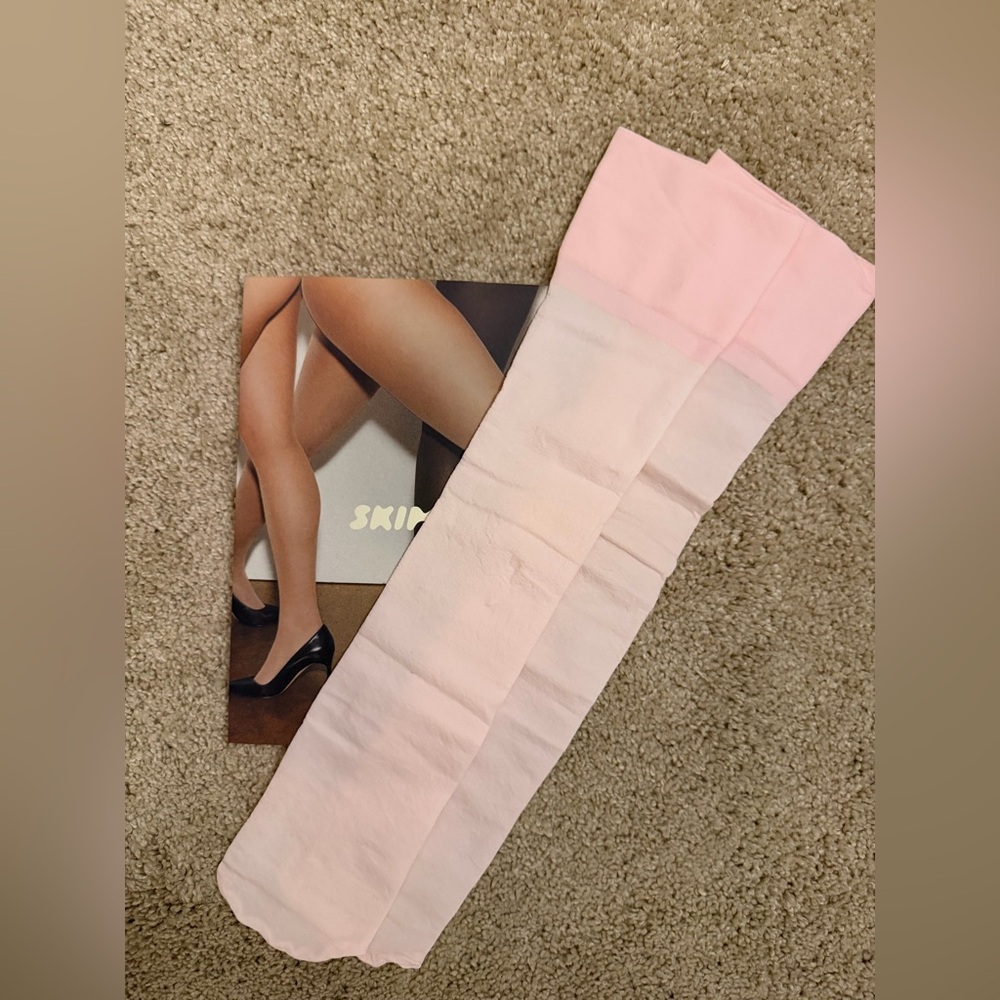 SKIMS Hosiery Sheer Stockings